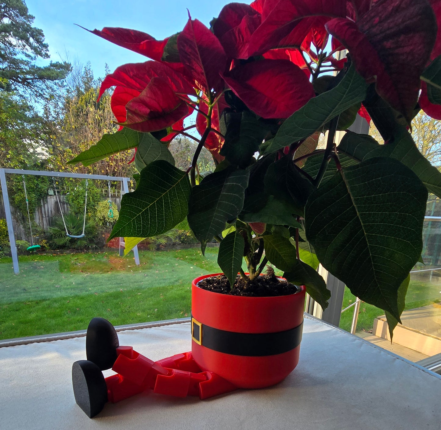 3D Printed Santa Planter Pot – Festive Holiday Ornament | Articulated Legs, UK Made